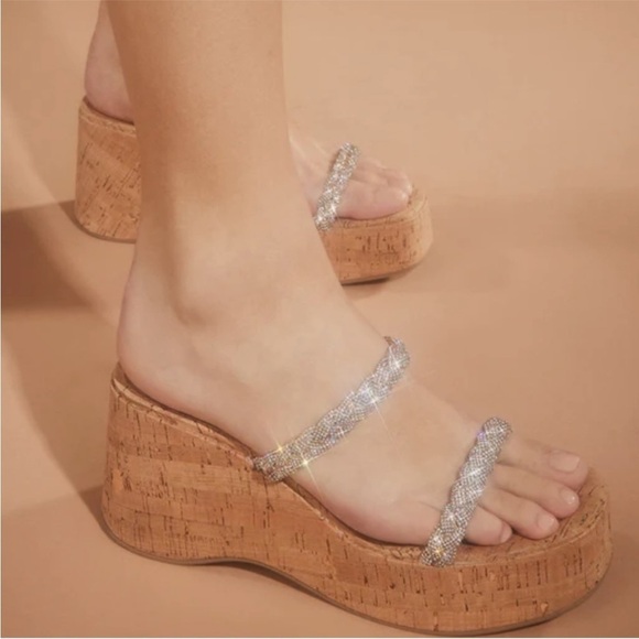 NEW! Steve Madden Silver Metallic Dayna Platform Sandal - Size 9 - Picture 9 of 14